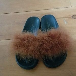 never worn furry slides